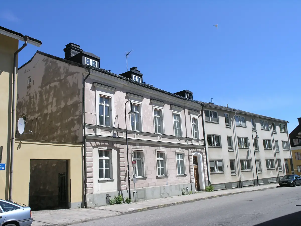 Saltsjögatan 7. Nybyggnadsår 1888; arkitekt Ernst Haegglund. Funktion kontorshus.