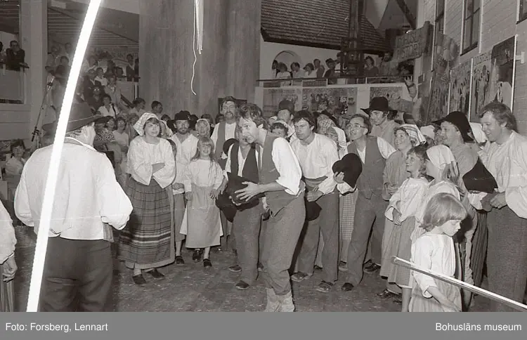 Enligt medföljande text: "Bohusläns museum 1981-1984. Bm:s nybyggnad och invigning".