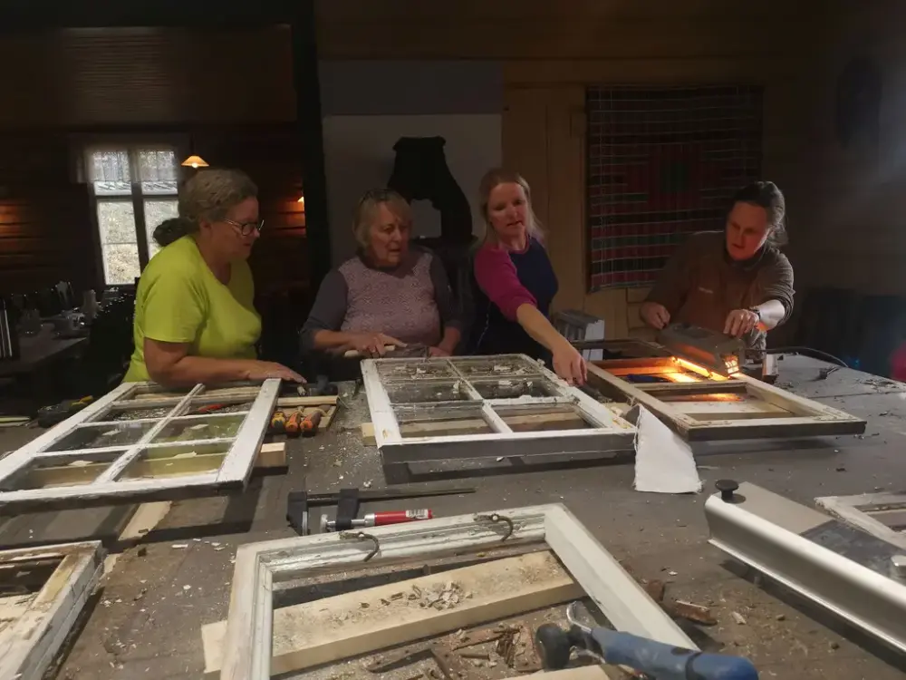 restaurering av gamle vindauge
