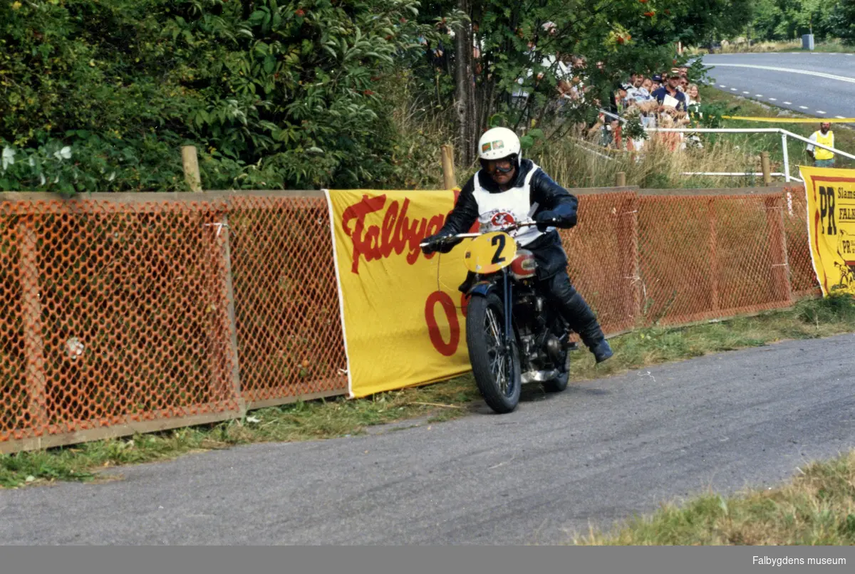 Scheelebacken 1997. Arne Lind, Borlänge. Husqvarna 1929.