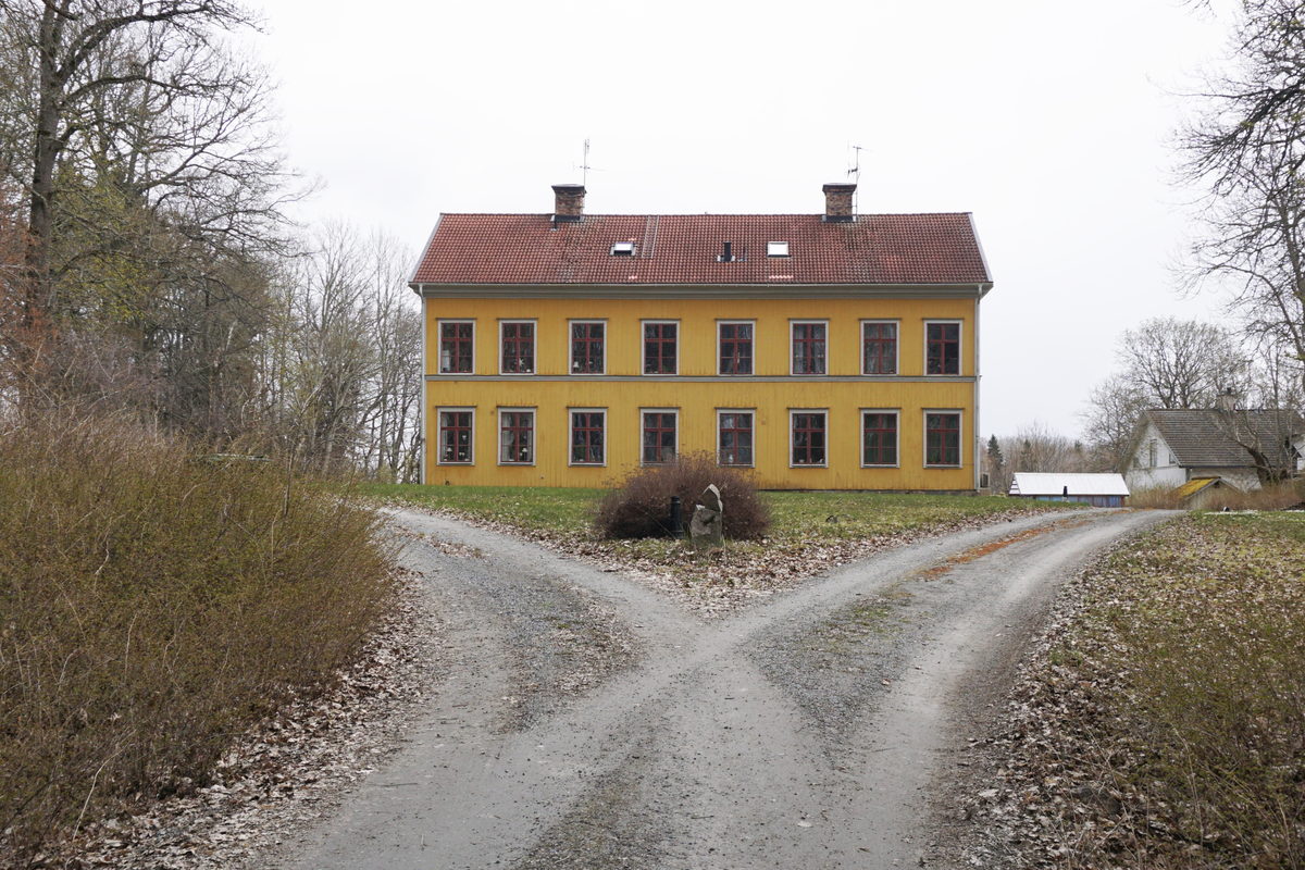 Bostadshus, Lindsbro, Östervåla socken, Uppland 2021