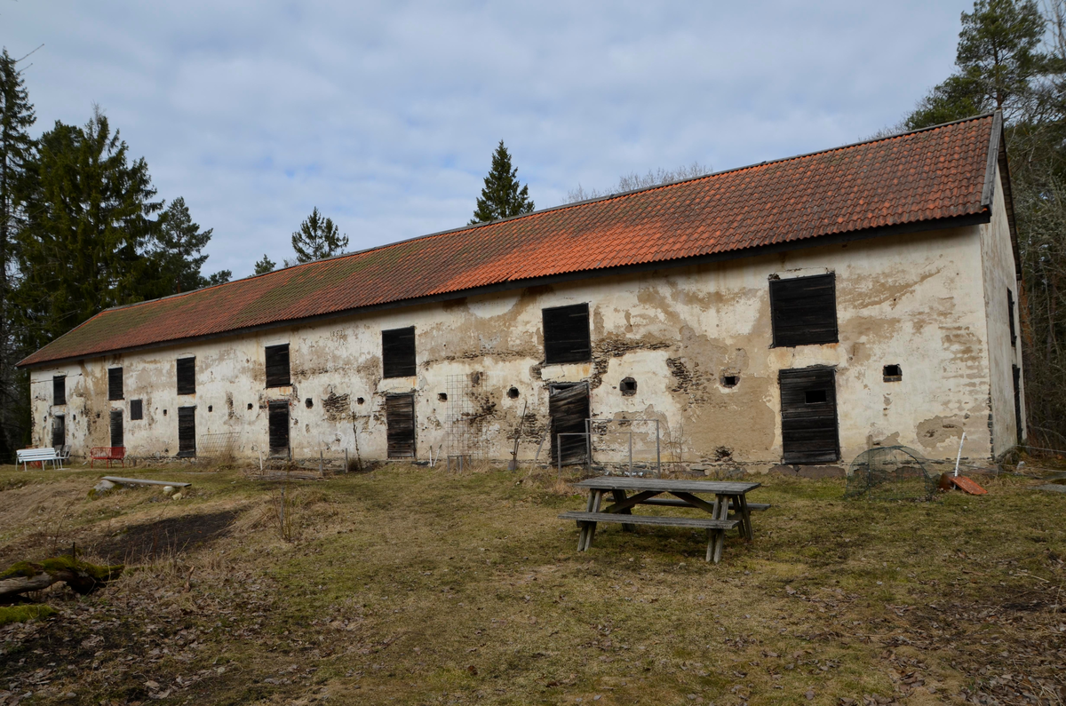 Fähus, Karl Karls, Bennebols bruk, Bladåkers socken, Uppland 2021