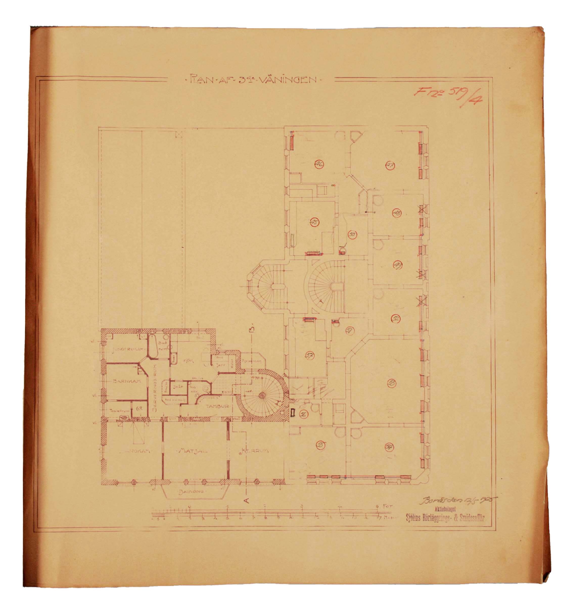 Häfte med fem byggnadsritningar till förslag av värmeledning, för fastigheterna på tomterna Nr. 4 och 5 i kvarteret "Galathea", Borås.

1. Plan af källarvåningen.
2. Plan af f sta våningen.
3. Plan af 2 dra våningen.
4. Plan af 3 dje våningen.
5. Plan af 4 de våningen.

Skala: Fot och Meter.

Längst ned till höger märkt:
Borås den 12/5 1925
Aktiebolaget
Sjölins Rörläggnings- & Smidesaffär

Funktion: Byggnadsritning för värmeledning i fastighet