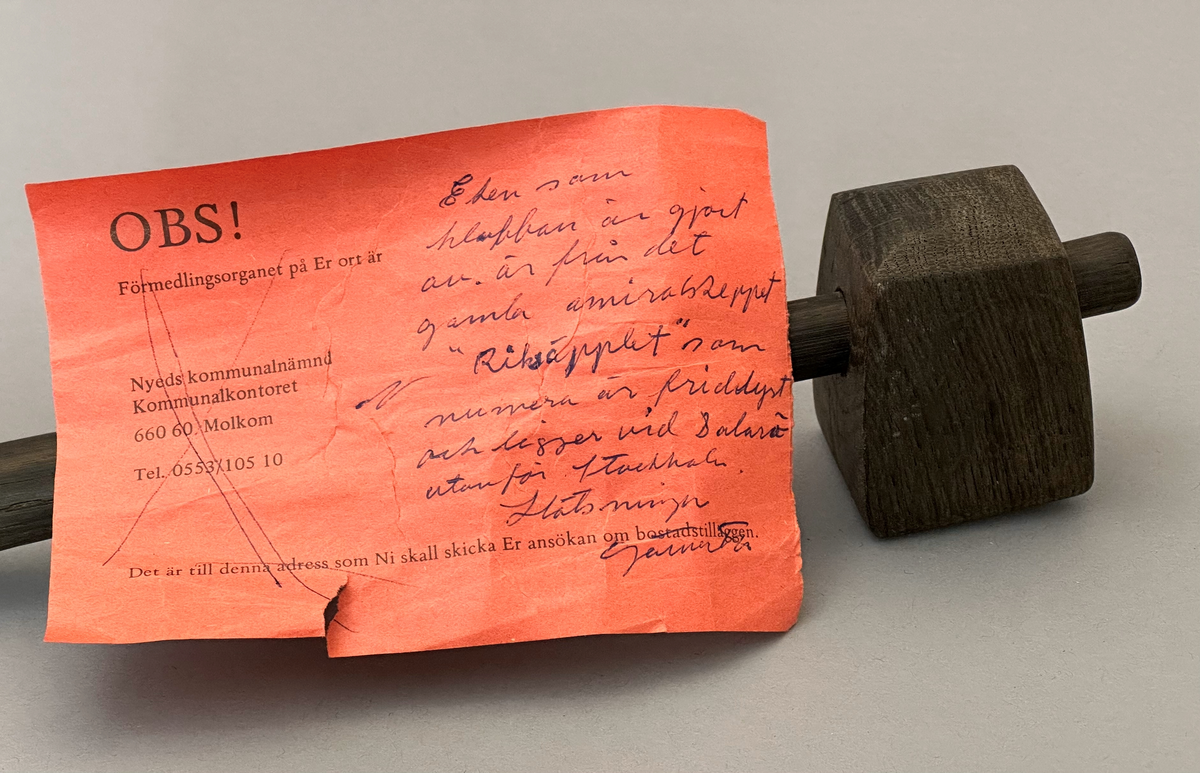 Ordförandeklubba av sjödränkt ek.