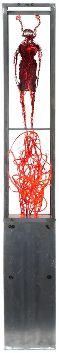 Kraftverk; 2001; blandteknik med fiberoptik. Skulptur av Annika Liljedahl (f. 1946). Fotograferad; på Stockholms läns museum; Sabbatsbergsv 6; för katalogen till utställningen Attityd.