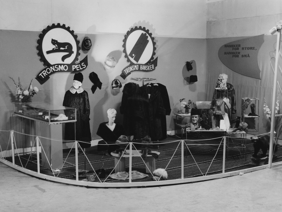 Tronsmos utstilling på høstmarken 1962.