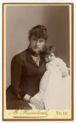 Aall familiens visittkortalbum (brun)