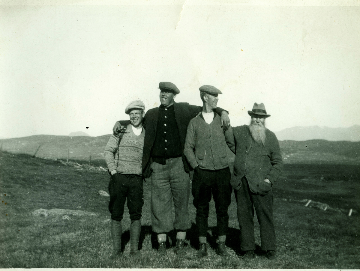 Frå v .Kristian Lansø , Olvar Sand , Edvard Bø og  Rosendal.