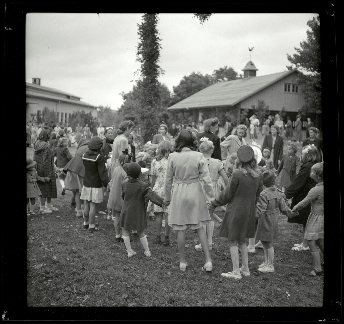 Midsommardans Folkets Park 1947