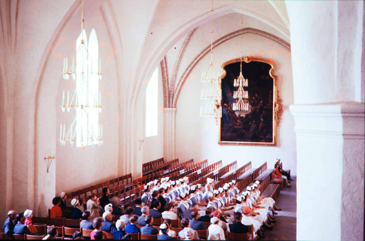 Sjuksköterskeinvigning i Växjö domkyrka, 1960.