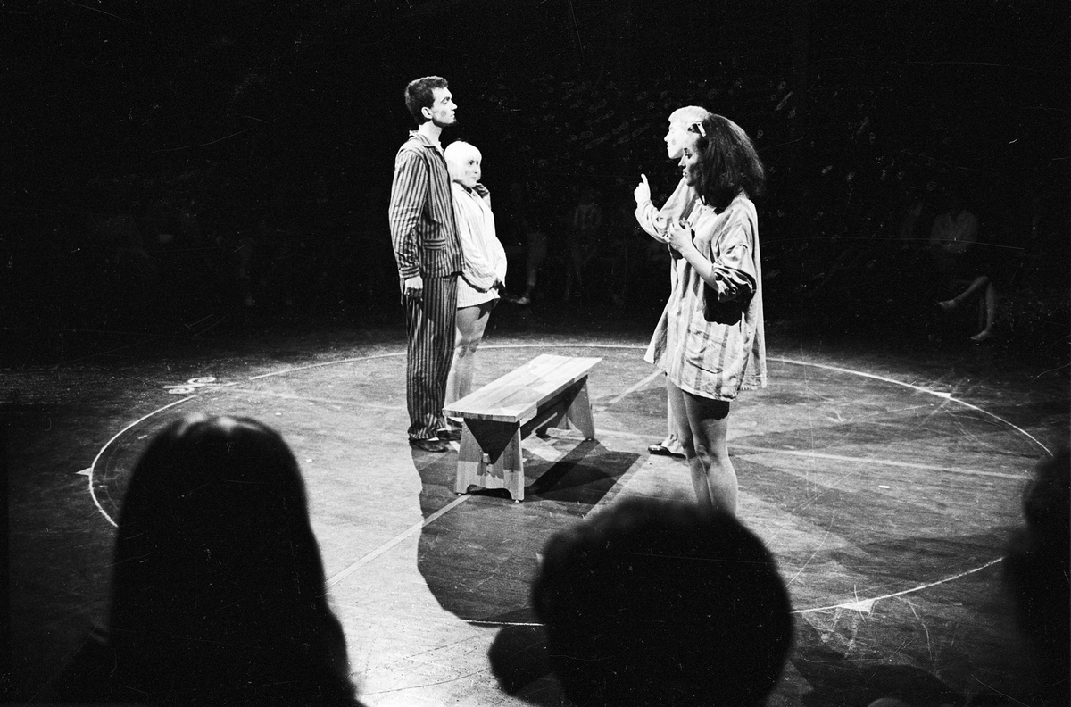 Studentteatern - "Round oder oval", Uppland 1965