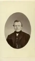 Carl August Tenggren, instrumentmakare i Linköping.
