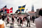 Centerpartiets riksstämma, Växjö 1972. Centerpartiets parad avgår från Stortorget.