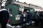 Karamellförsäljning på Stortorget i Växjö. Ca. 1970-tal.