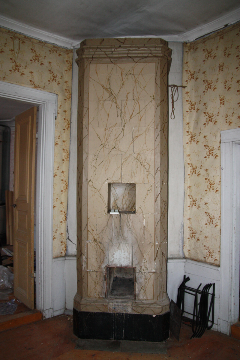 Kakelugnar, Vallox-Säby gård, Östuna socken, Uppland 2010