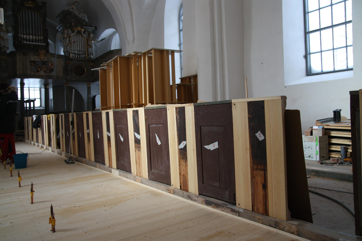 Invändig restaurering av Veckholms kyrka, Uppland 2010