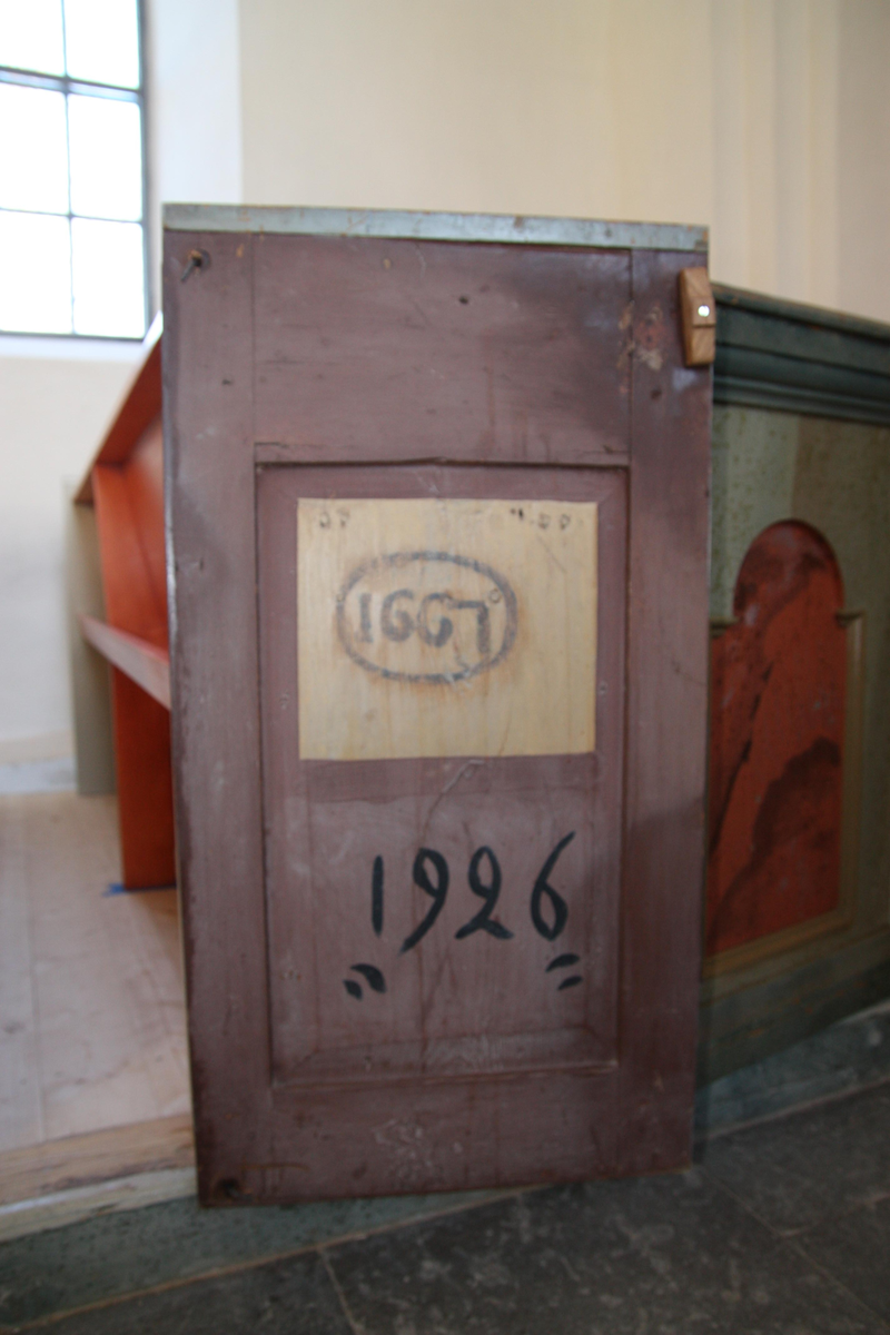 Invändig restaurering av Veckholms kyrka, Uppland 2010