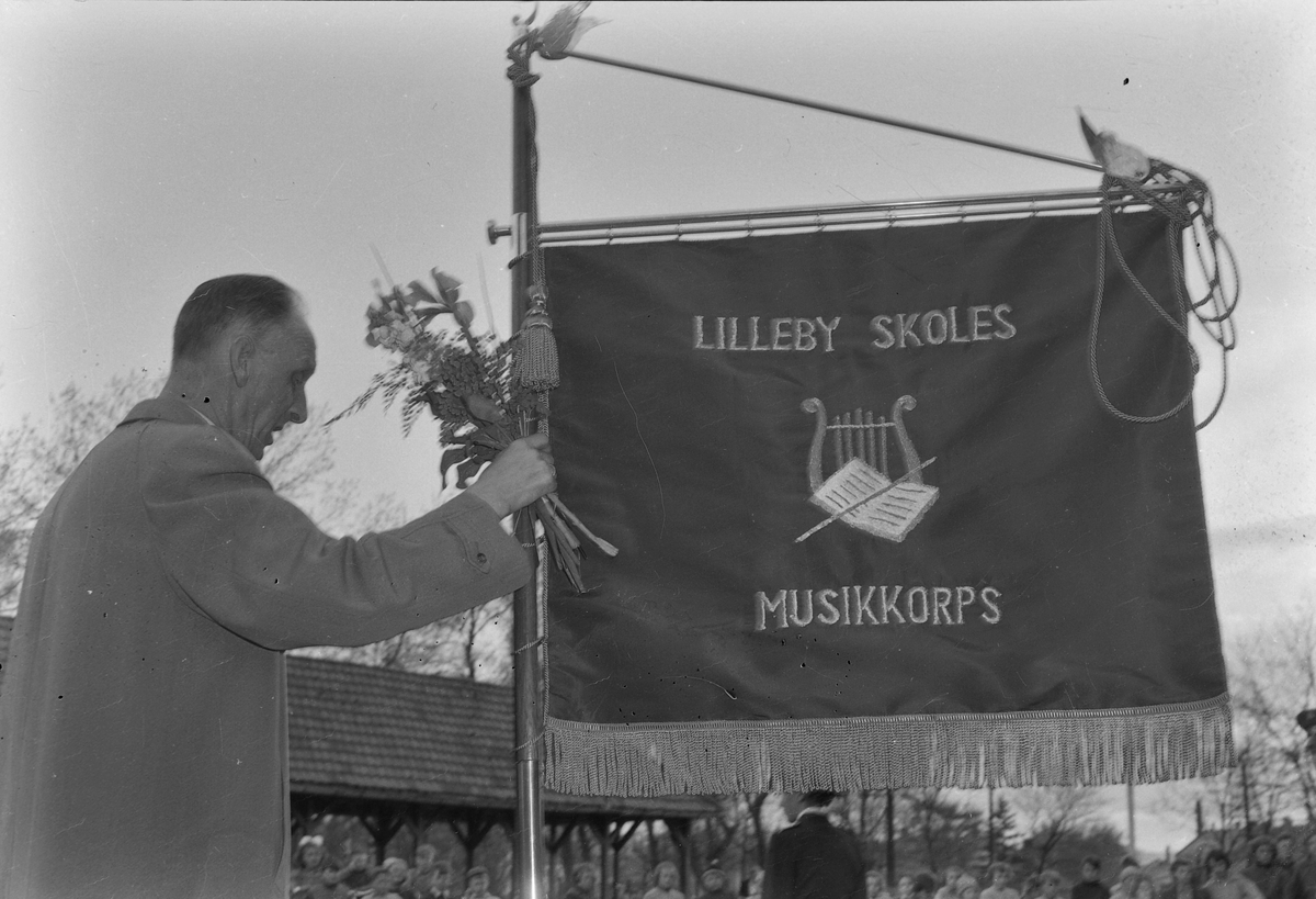 Lilleby skolekorps får ny fane