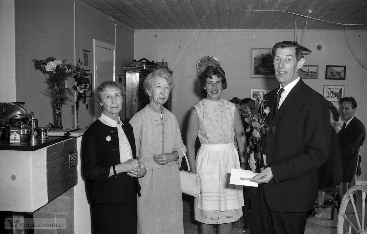 "august 1966"."Gjendem 50 år".50 års laget til Anders Gjendem f.05.08.1916 d.22.02.1986. .(Hjemme hos fam Anders Gjendem)