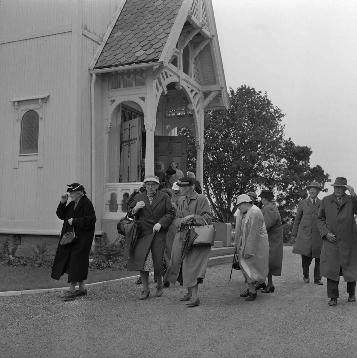 Eldre fra Byåsen, Selsbakk og Stavne i Strinda kirke