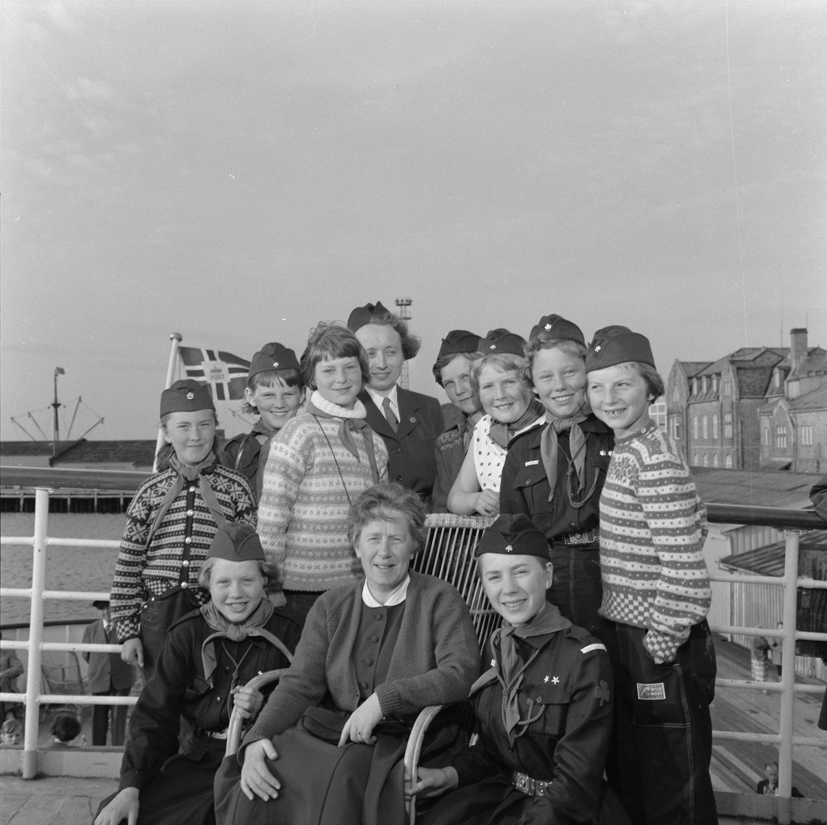 Nordnorske speiderpiker på tur