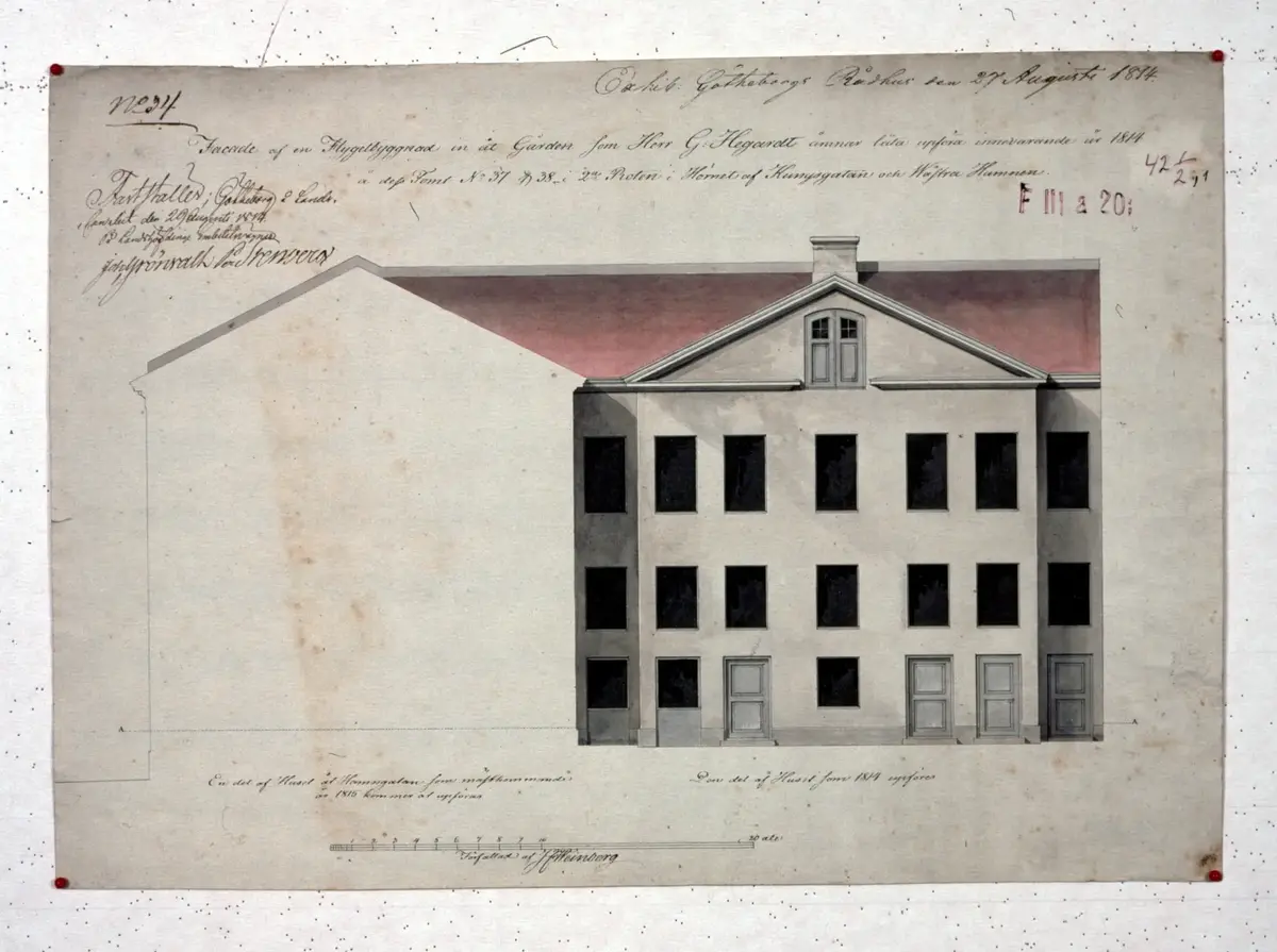 Flygelbyggnad åt gården som rådman Gustav Hegardt ämnar låta uppföra. Fasaddetaljer, takkonstruktion m.m.