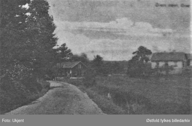 Postkort med oversiktbilde med Ørmen meieri ca. 1900 i Onsøy.