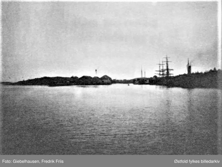 Fjeldskilens Brug AS (etablert i 1901, nedlagt som trelastbruk 1930) 1908- 1910 i Onsøy.