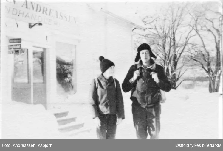 Asbjørn Andreassen landhandleri i Øyenkilen ca. 1960 (?) i Onsøy.