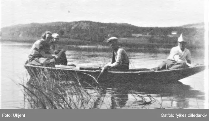 Kjølberg/ Seut- elva, studenter på botaniseringstur 1927 i Onsøy.