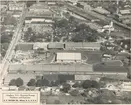 Flygfoto över R.P. Watsons lagringsanläggningar och tobaksfabriker. Wilson, North Carolina.
USA, 1940-tal.