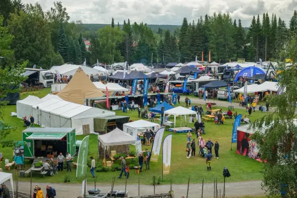 Oversiktsbilde av standsområdet på De nordiske jakt- og fiskedagene 