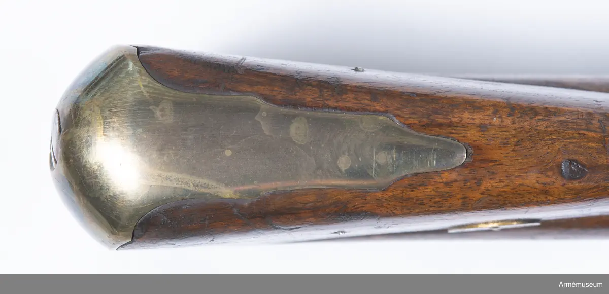 Gevär med flintlås. Svensk förändringsmodell 1830-tal.