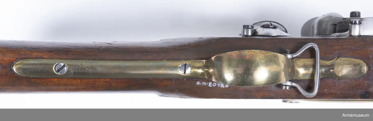 Gevär med flintlås. Svensk förändringsmodell 1830-tal.