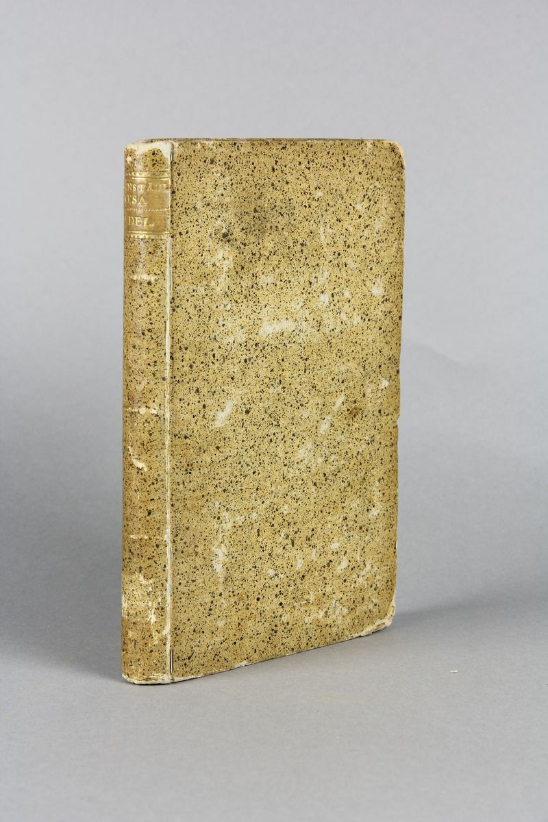 Bok del av bokband, pappbunden, röd titeletikett i glättad papp och sparsam guldornering. Titelsida med texten" Resa til Frankrike, Italien , Sweitz, Tyskland; Holland, Ängland, Turkiet  och Grekland.:, Beskriven af och efter Jac. Jon. Björnståhl, Österl. och Grek. Språkens Professor i Lund, Ledamot af Kongl. Vet. Sålik i Upsala och Kongl,  Antiquitets Societ. i London, samt Correspond. af Kongl. Vitterh.Acad. i Paris m.m., Efter des Död utgifven av Carl Christof. Gjörwell, Kongligbiblothecarie,  Sjette delen, Stockholm, Tryckt hos And. Jac. Nordström 1784.