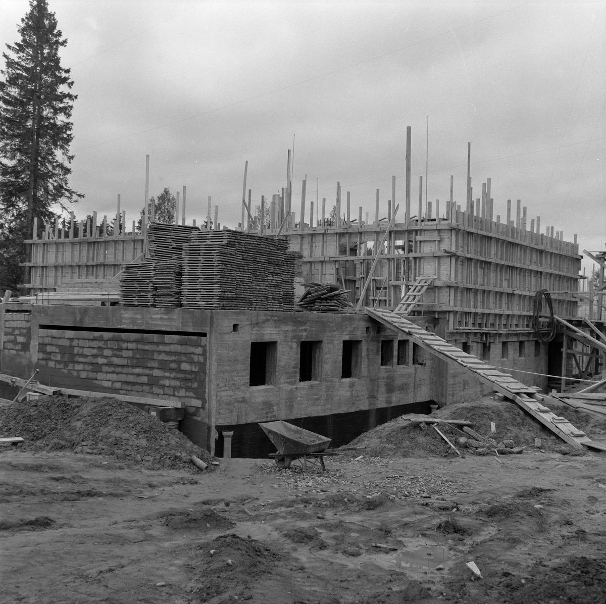 Heimdal kapell under oppføring