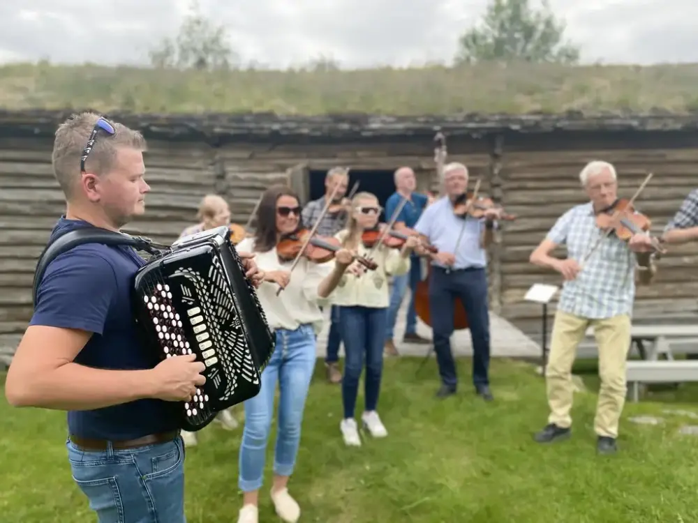 Opningsdag på Lesja bygdemuseum