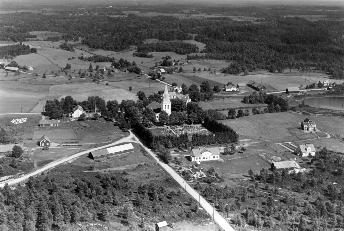 Hinneryds kyrka, 1936.