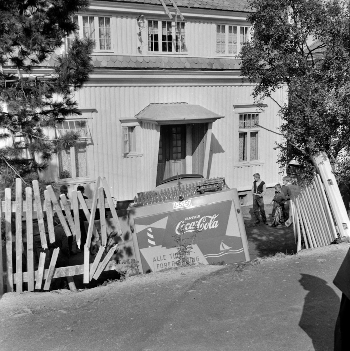 Ulykke med E.C.Dahls bil i Strindveien