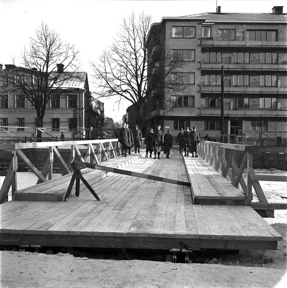 Provisorisk bro över Fyrisån, Uppsala 1955