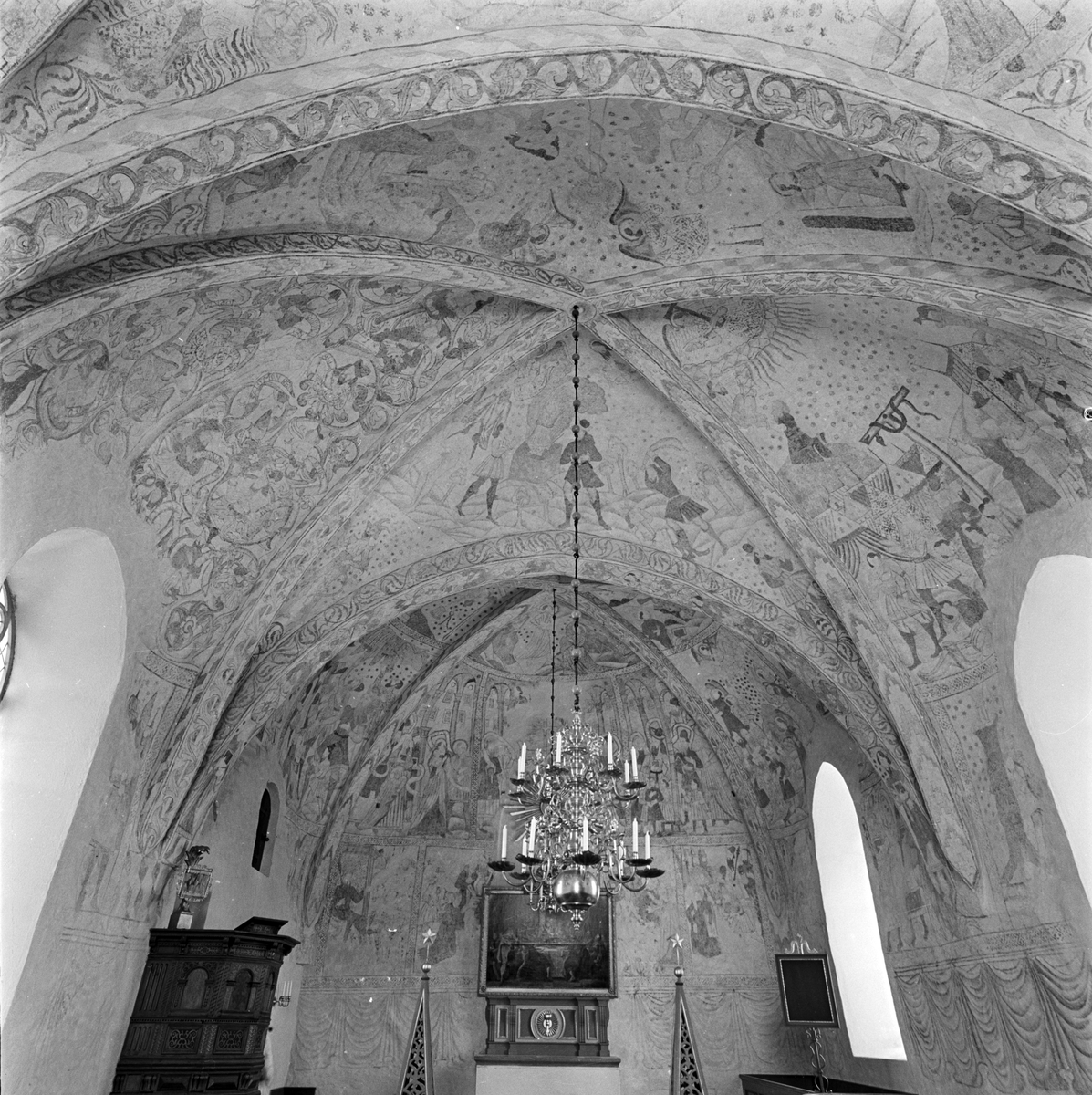 Morkarla kyrka restaurerad, Uppland 1956