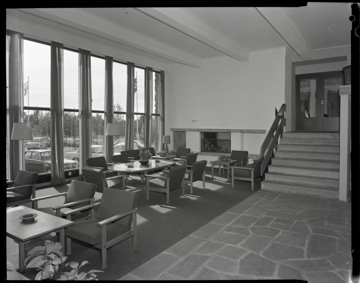 Diverse interiør/eksteriør bilete frå Sanderstølen Høyfjellshotell 1966.