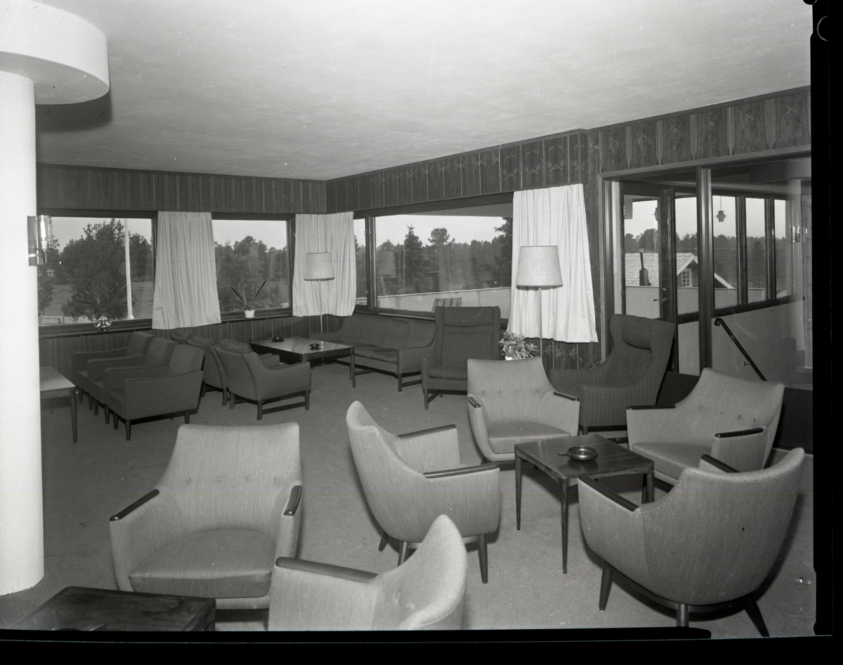 Diverse interiør/eksteriør bilete frå Sanderstølen Høyfjellshotell 1966.