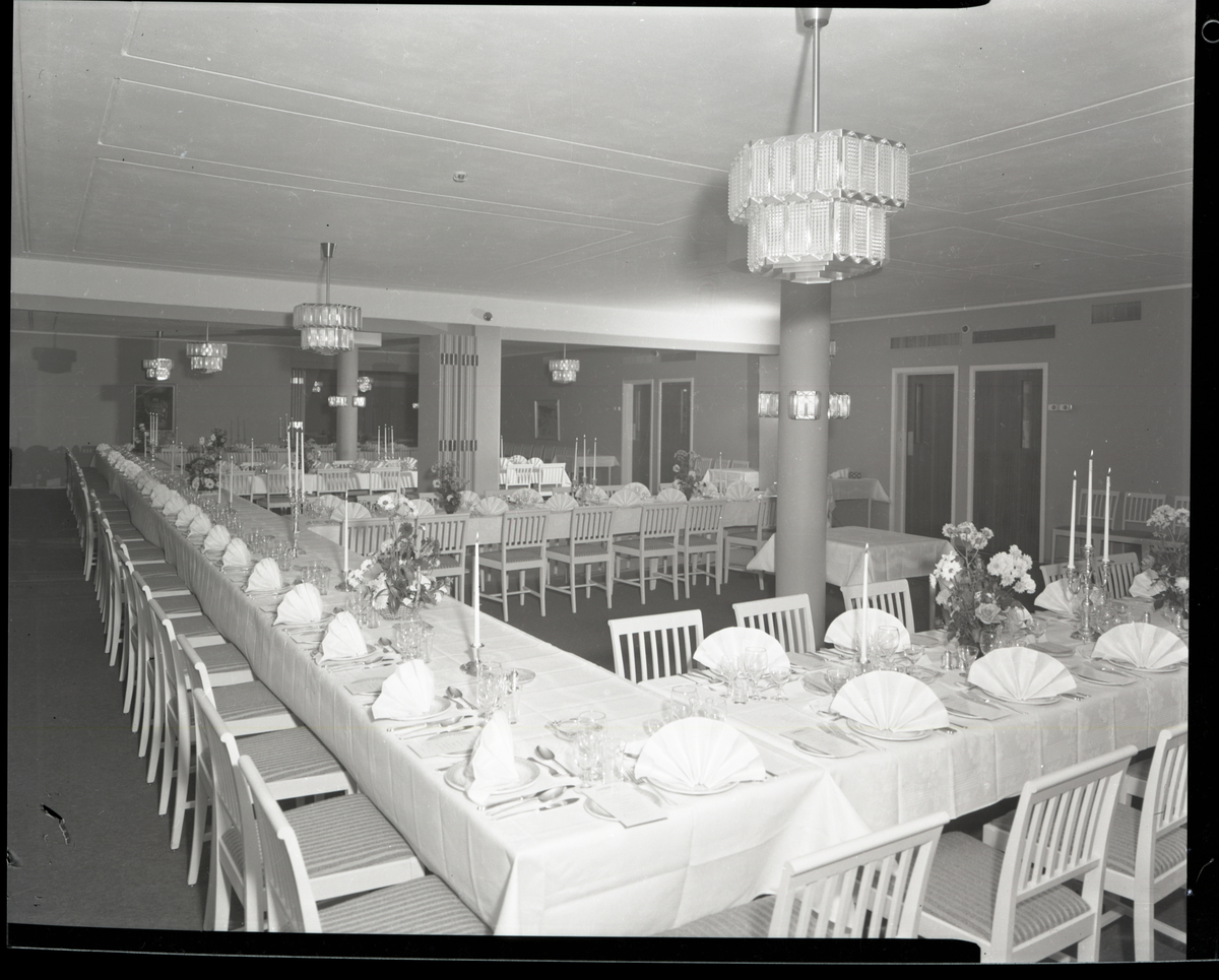 Diverse interiør/eksteriør bilete frå Sanderstølen Høyfjellshotell 1966.
