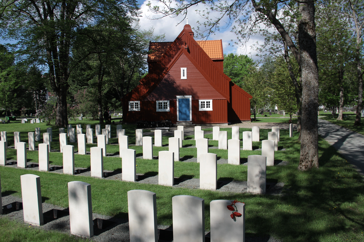 Krigsgraver for falne fra Samveldestatene (Commonwealth) på Stavne kirkegård i Trondheim.