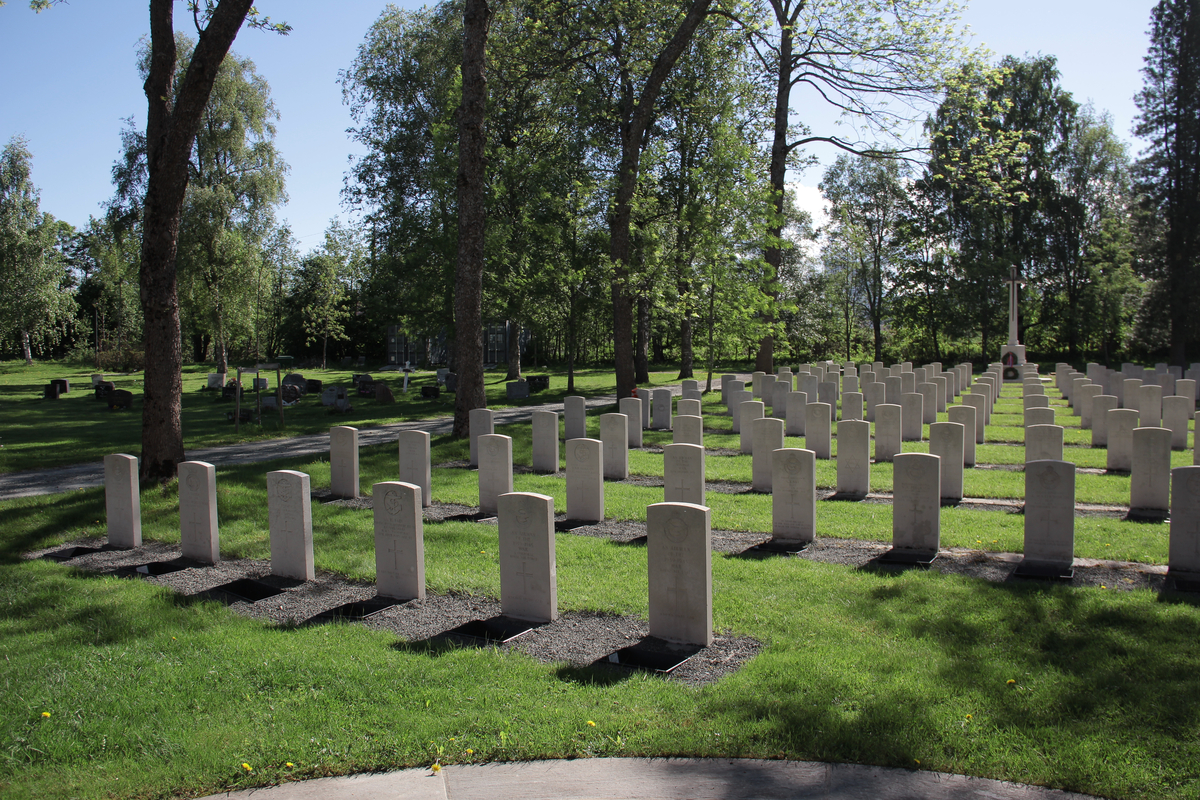 Krigsgraver for falne fra Samveldestatene (Commonwealth) på Stavne kirkegård i Trondheim.