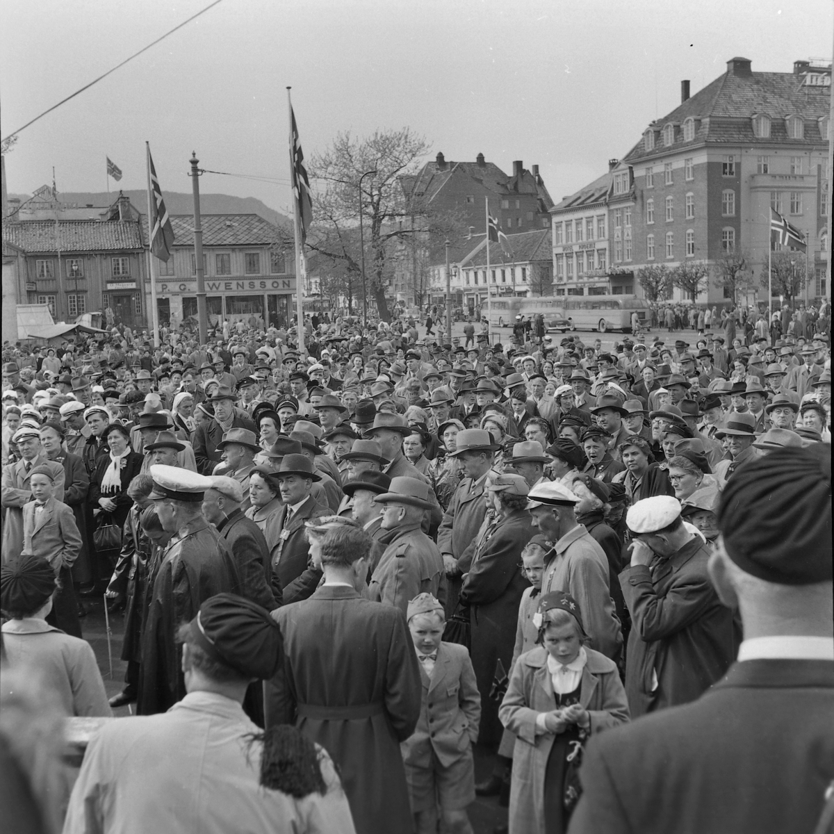 Folketoget, 17.mai 1954