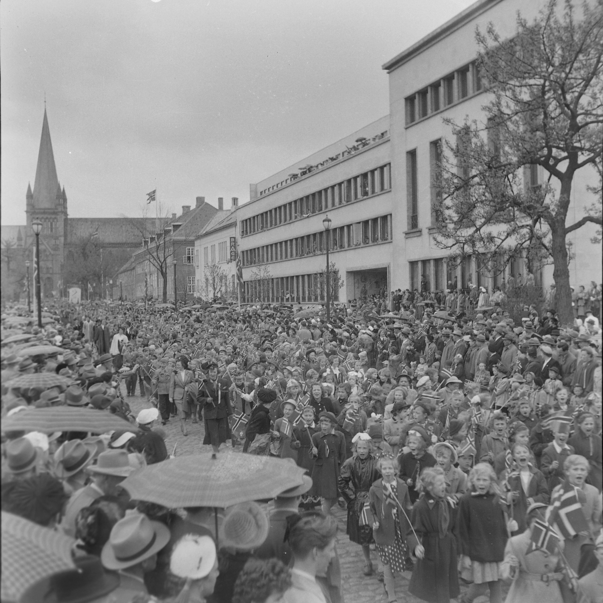 Barnetoget, 17.mai 1954