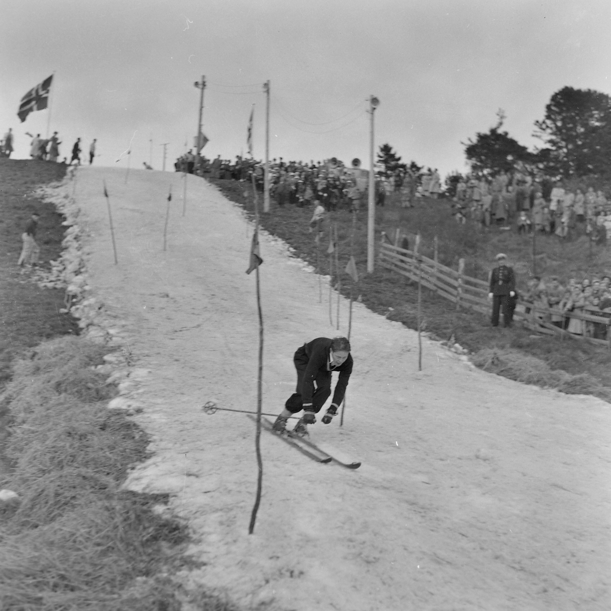 Hopprenn i Duedalen, 17.mai 1954