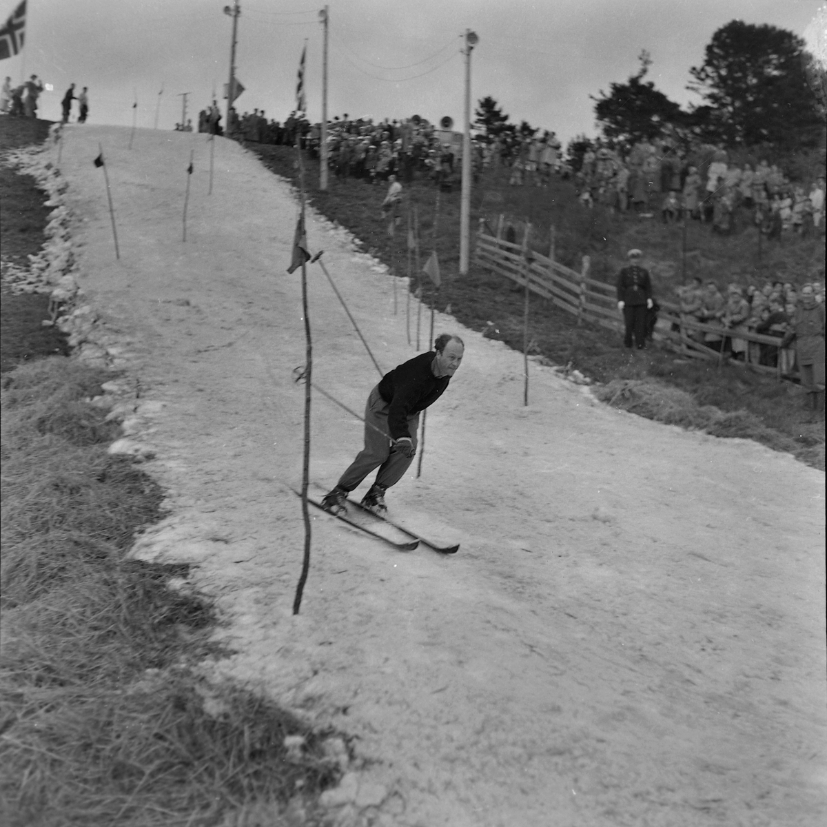 Hopprenn i Duedalen, 17.mai 1954